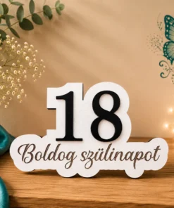 Topper tort personalizat 3D din lemn cu cifra 18 în relief