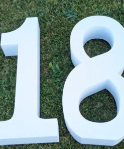 Cifre din polistiren alb simple, 18, decor aniversare