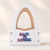 Coș cadou Back to School din lemn pictat alb, 25 cm